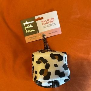 Petunia Pickle Bottom Paci Case